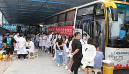 我院组织开展年度第二次爱心献血活动