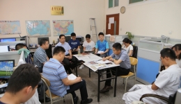 党委书记王永志到机关第一党支部所辖科室信息中心调研