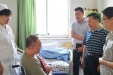 “帮扶送教育”温暖困难职工子女心 —省医务工会领导来我院走访调研并慰问困难职工