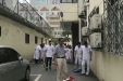 “小烟头，大文明，助力创城”——康复医学科党支部主题实践活动