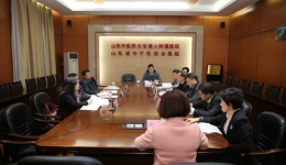 医院党委领导班子2015年度专题民主生活会召开