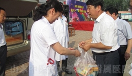 我院组织党外专家参加省政协赴宁津县“六一”儿童节献爱心义诊活动
