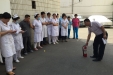 医院对西院区全体人员进行消防安全培训演练