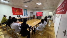 弘扬五四精神 践行优质服务 ——我院门诊收费处开展青年文明号开放周活动