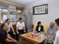 医院领导班子开展中秋走访慰问活动