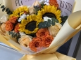 鲜花表心意，医患情暖心
