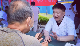 情系滨海送健康——我院参加2025山东省夏季 “海洋大集”启动仪式