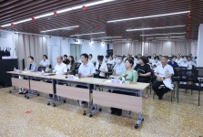 我院召开7月份临床科主任例会暨医疗质量管理委员会会议